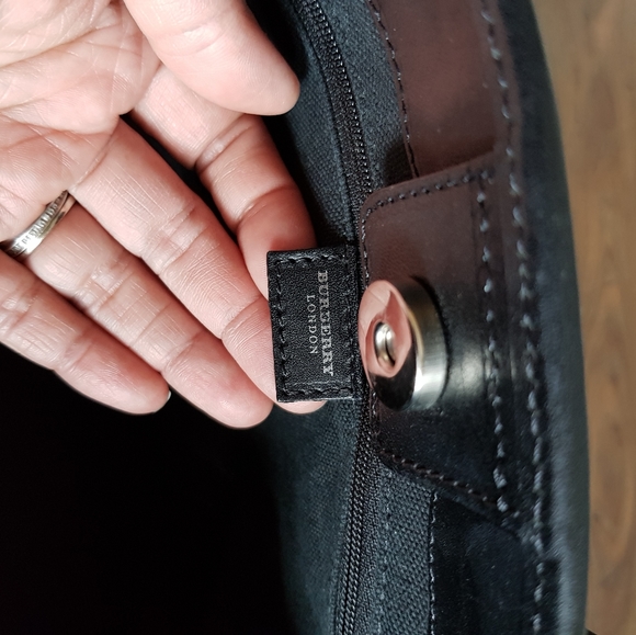 Burberry tote - Picture 4 of 15